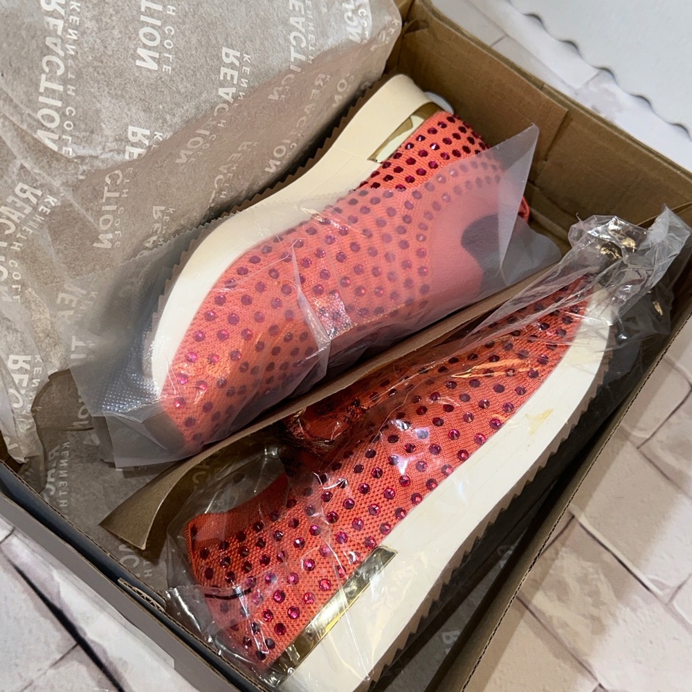 Kenneth Cole Reaction Cameron Jewel Jogger Sunset Coral Rhinestone Sneaker 6.5 - Picture 11 of 12